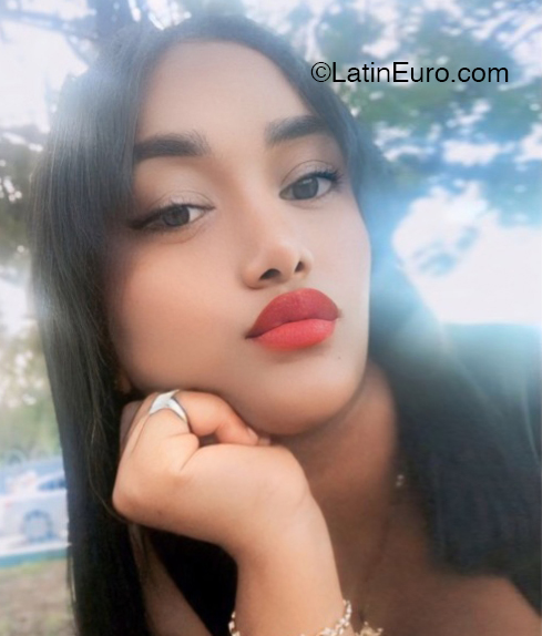Date this good-looking Dominican Republic girl Ana paola from Santiago DO51302