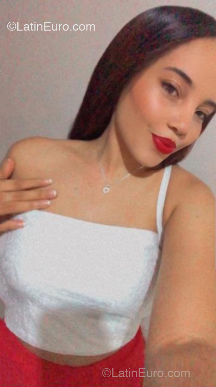 Date this charming Dominican Republic girl Eliss from Santiago DO51342