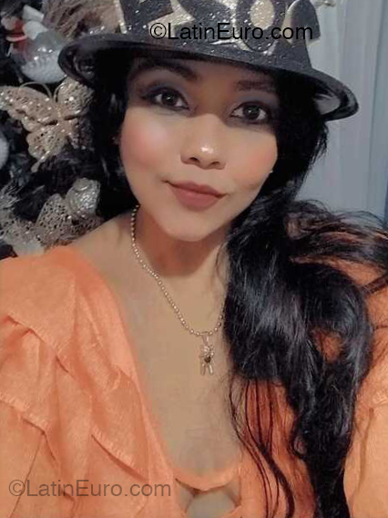 Date this fun Colombia girl Patricia from Barranquilla CO33162