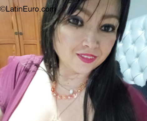 Date this foxy Colombia girl Sandra from Manizales CO33172