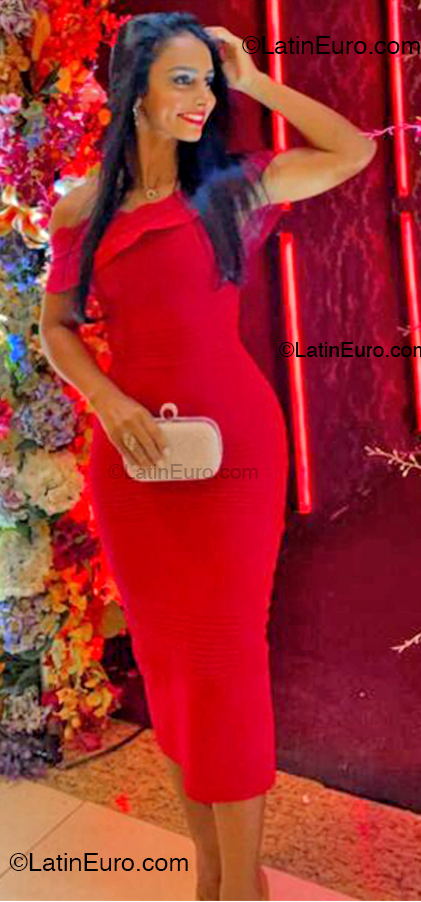 Date this beautiful Brazil girl Jo from Rio Branco BR12325