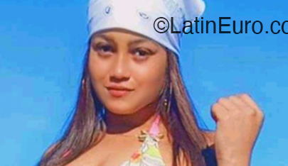 Date this georgeous Venezuela girl Keily from Caracas VE5133
