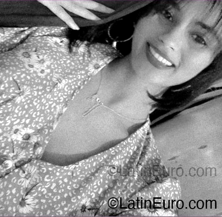 Date this sensual Dominican Republic girl Iris from La Romana DO54517