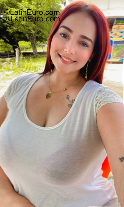 Date this pretty Colombia girl Lizmain from Bogota CO33333