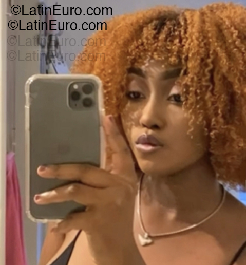Date this tall Dominican Republic girl Ashley from Santo Domingo DO55091
