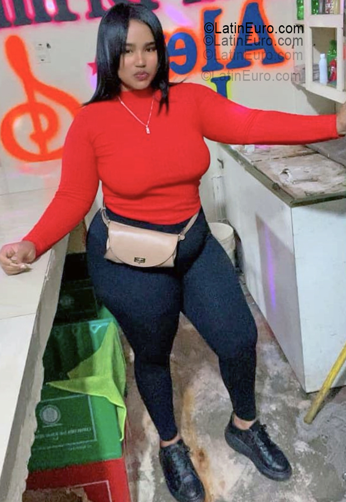 Date this cute Dominican Republic girl Darleny from San José De Ocoa DO55497