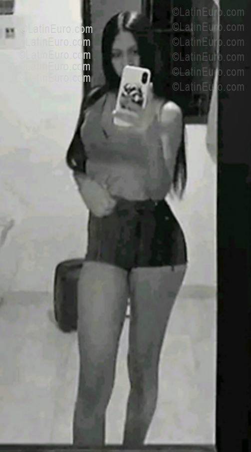 Date this beautiful Venezuela girl Maglianny from San Felipe VE5378