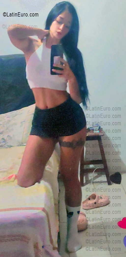 Date this exotic Venezuela girl Lau from Caracas VE5386