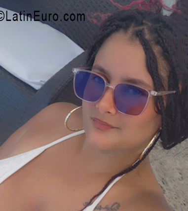 Date this young Dominican Republic girl Perla from Bonao DO55832
