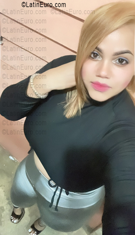 Date this happy Dominican Republic girl Mary from Montecristi DO55846