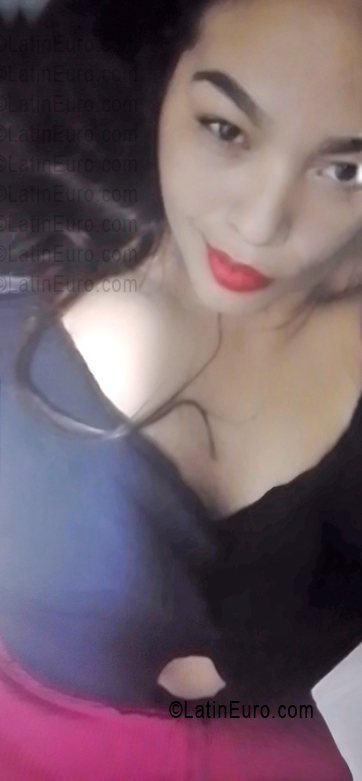 Date this attractive Venezuela girl Josmary from Margarita Isla VE5403