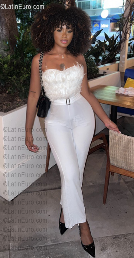 Date this exotic Puerto Rico girl Esmeilin from Caguas PR267