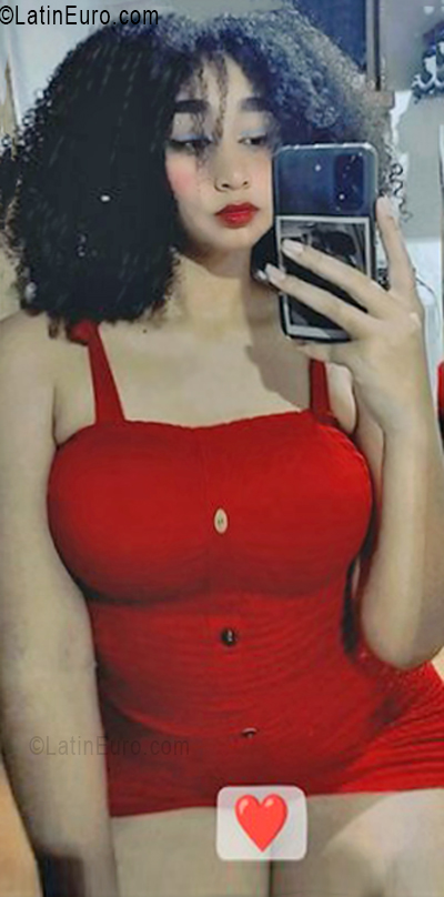Date this exotic Venezuela girl Yuli from Caracas VE5423