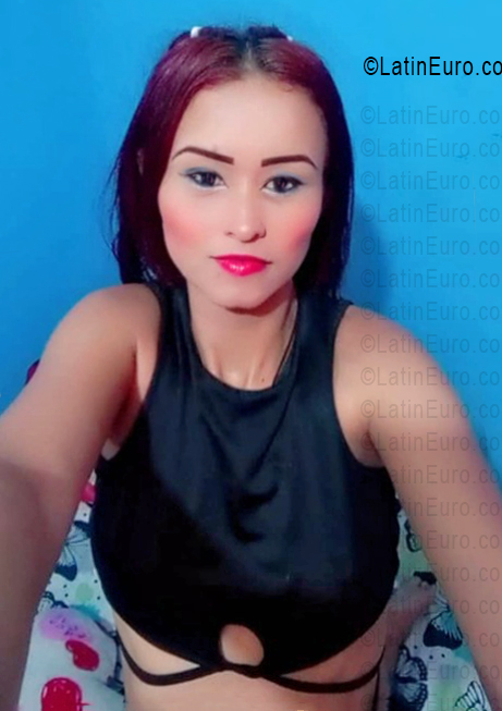 Date this gorgeous Venezuela girl Daniela from Mariara VE5517