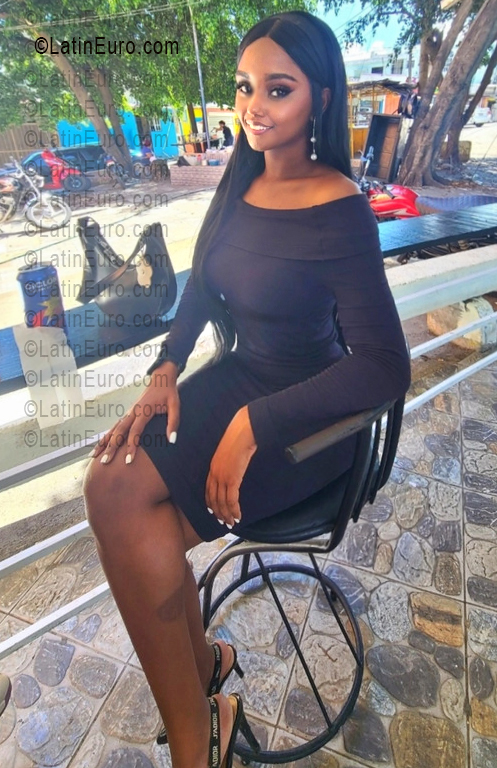 Date this passionate Dominican Republic girl Miss from Santo Domingo DO56331