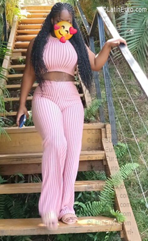 Date this fun Dominican Republic girl Yafreysi from La Romana DO56491