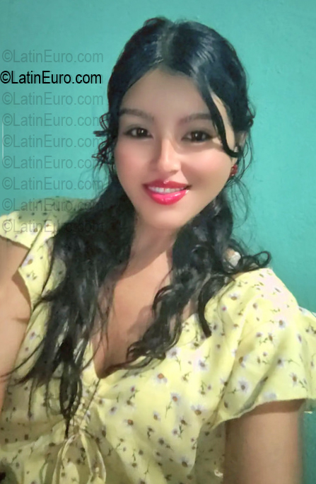 Date this georgeous Honduras girl Evelin from San Pedro Sula HN3010