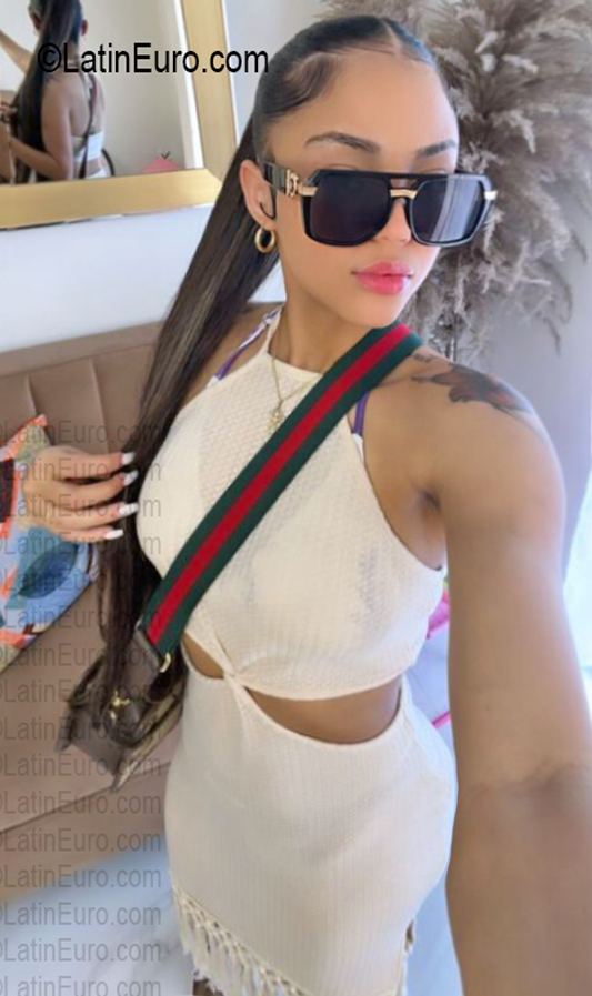 Date this lovely Dominican Republic girl Raysa from Santo Domingo DO56763