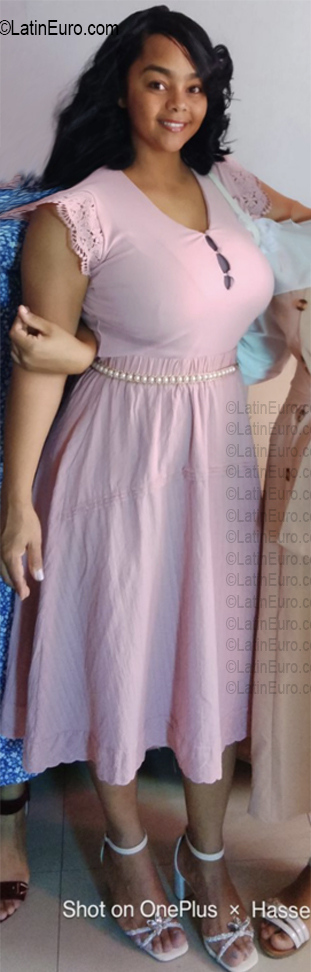 Date this attractive Dominican Republic girl Claribel from Santo Domingo DO56788