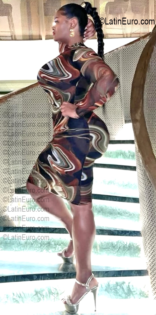 Date this good-looking Dominican Republic girl Katherine from Dominican Republic DO56935