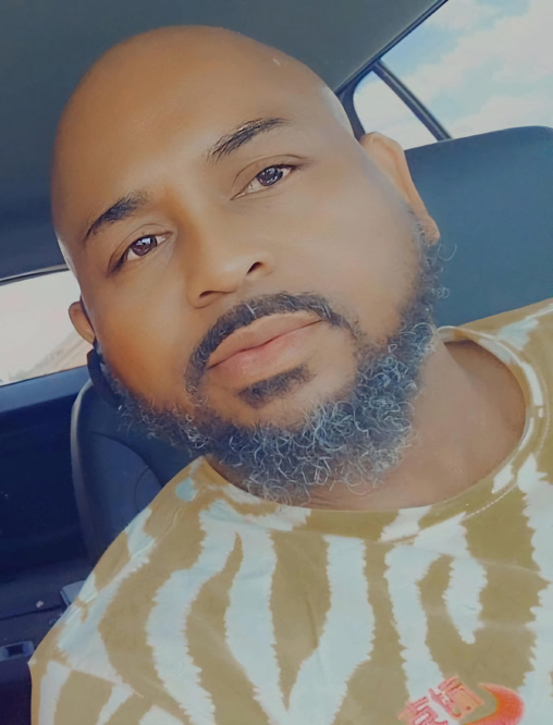 Date this foxy United States man Carl from Houston US25694