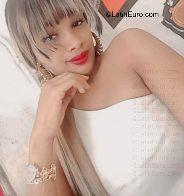 Date this fun Dominican Republic girl Chantal from Monte Plata DO57027