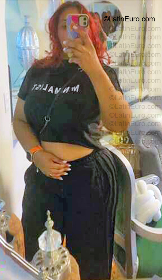 Date this beautiful Dominican Republic girl Aidelin from Santo Domingo DO57213