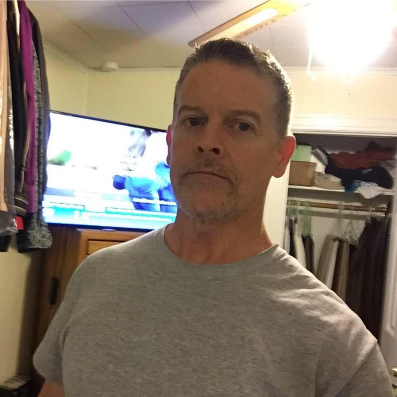 Date this attractive United States man Daniel from Denton US25792