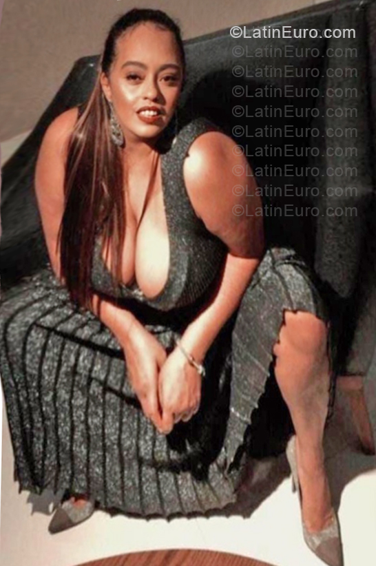 Date this hot Brazil girl Andreza from Sao Paulo BR12466